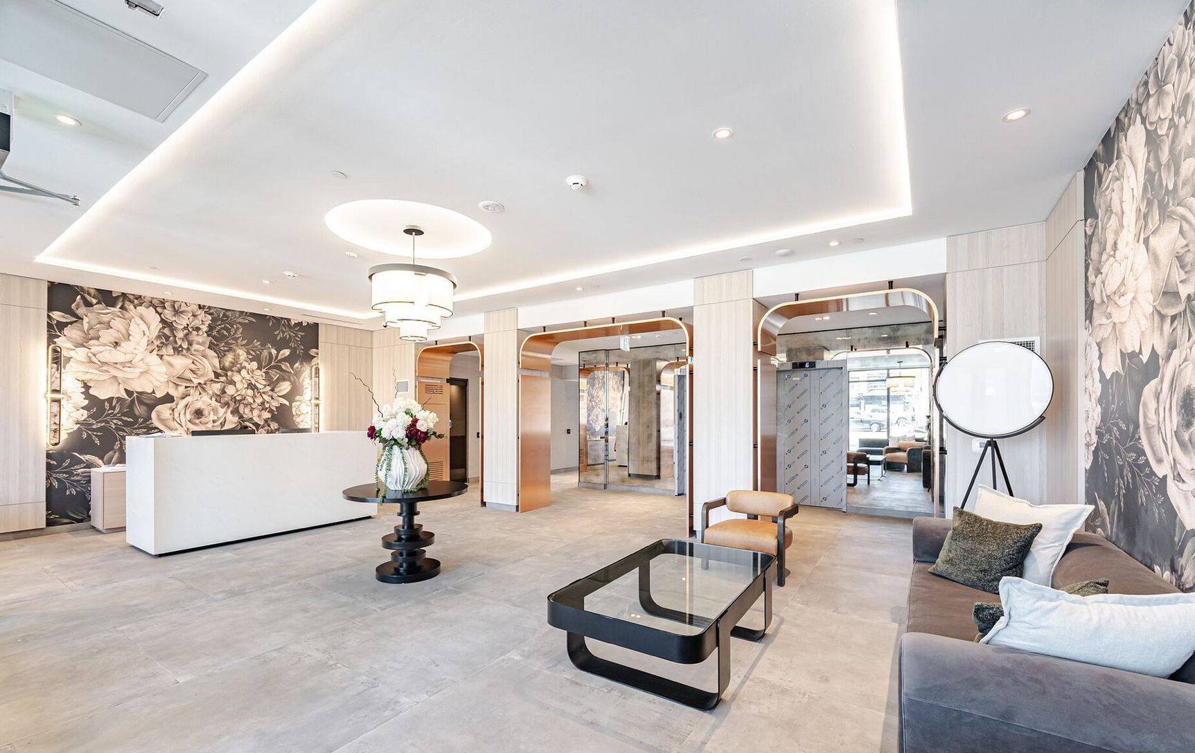 Toronto W04, ON M6B 3J4,556 Marlee AVE #725
