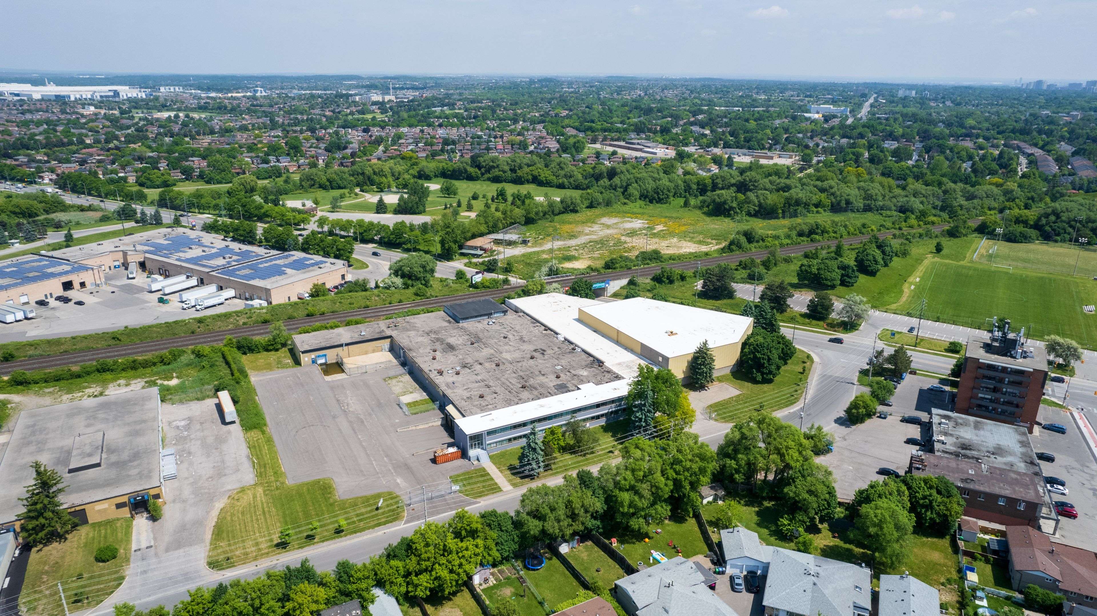 Brampton, ON L6X 1Y9,2-8 Holtby AVE