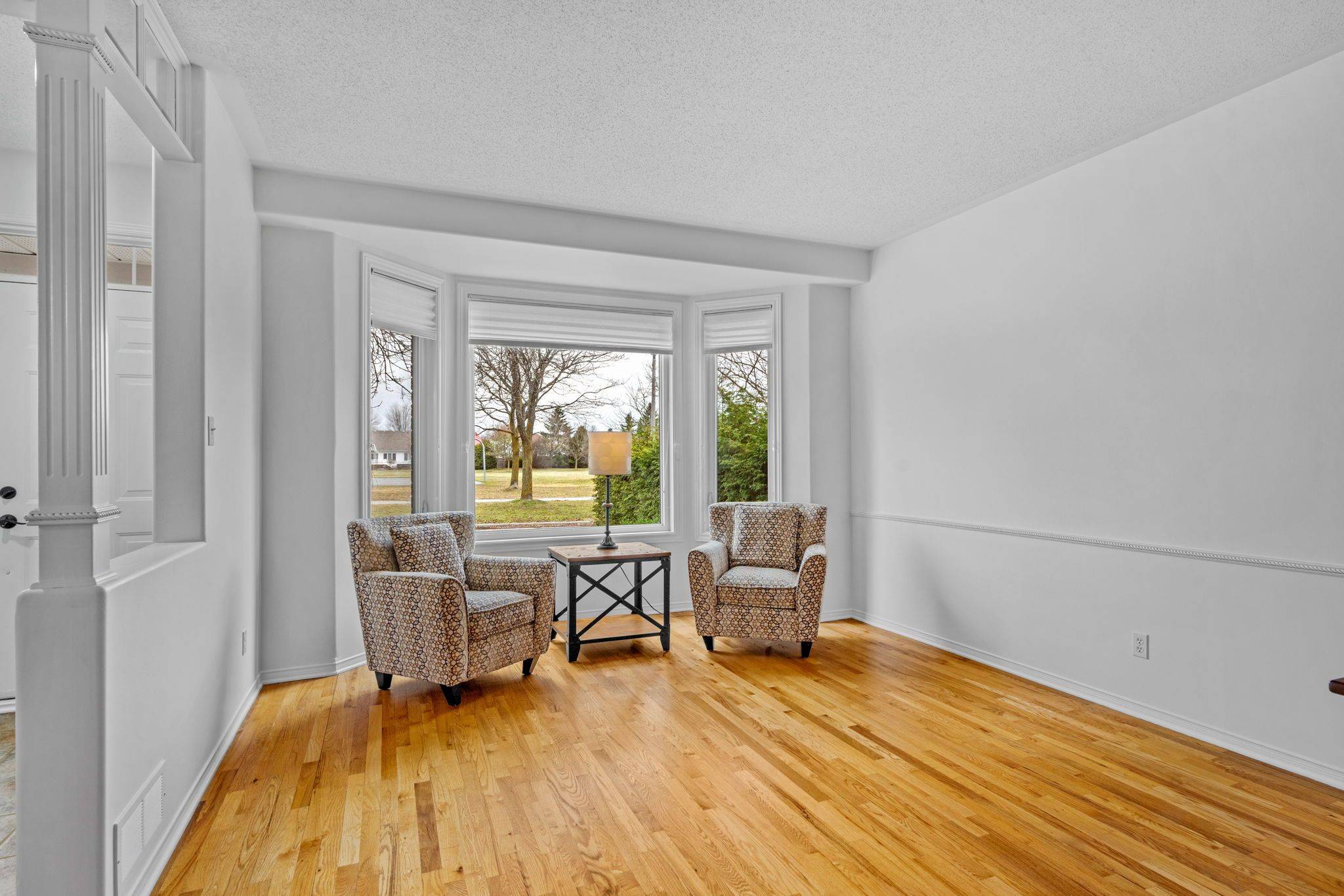 Barrhaven, ON K2G 6K8,144 Windhurst DR