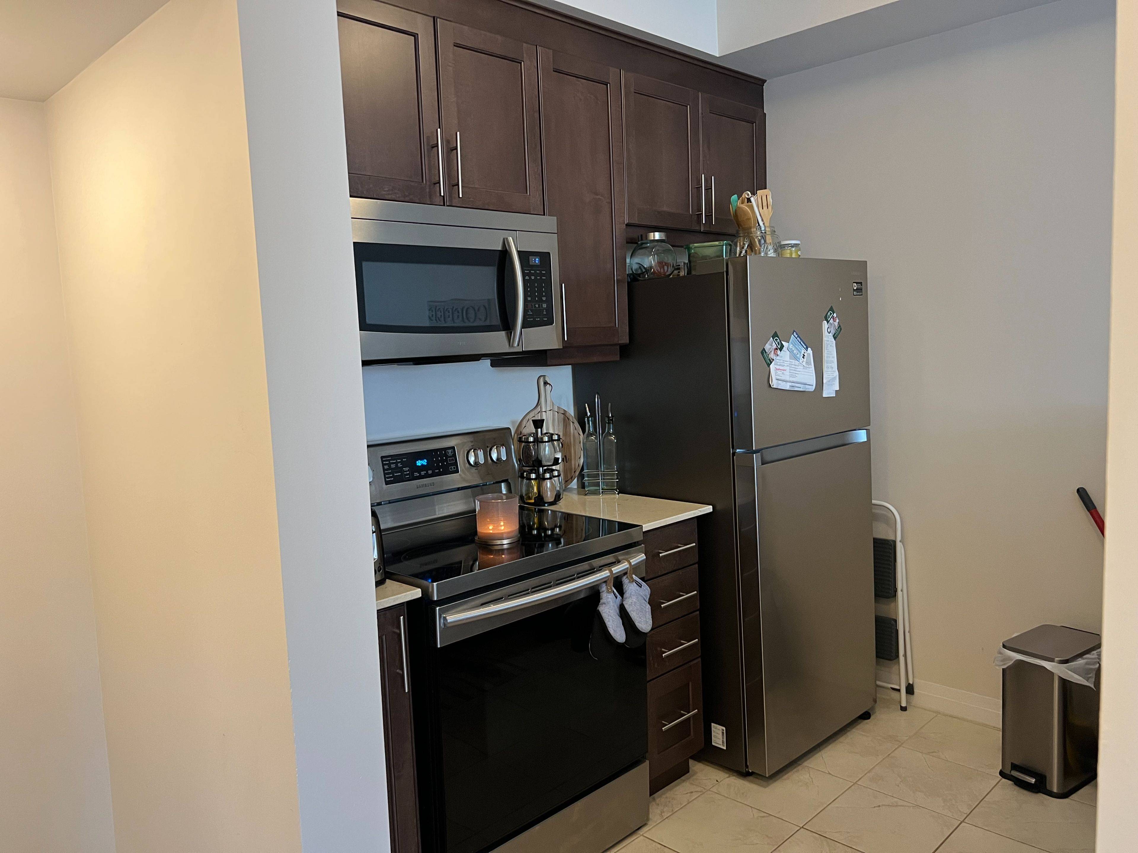 Hamilton, ON L9G 0H2,12 Workman LN