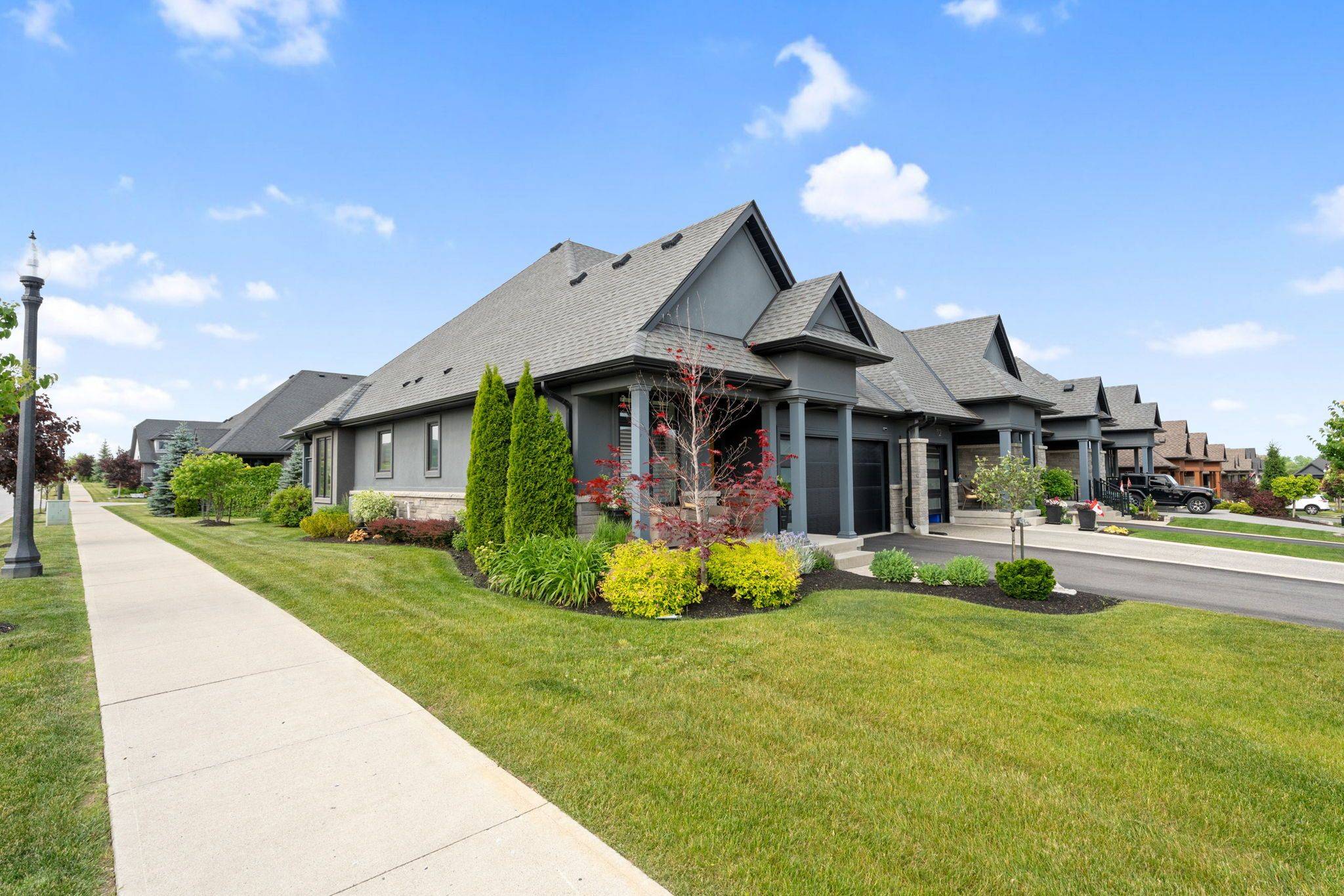 Welland, ON L3B 0E8,120 Carrick TRL