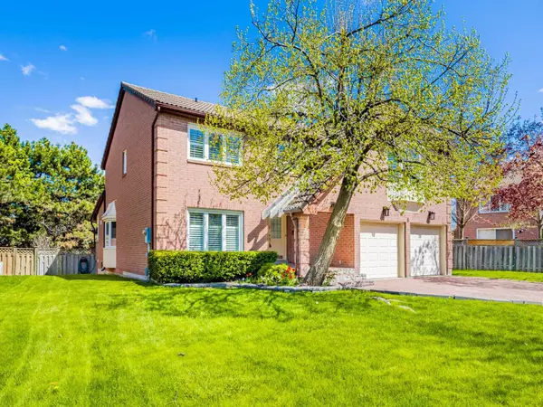 Markham, ON L3R 8A8,6 Ellingwood CT