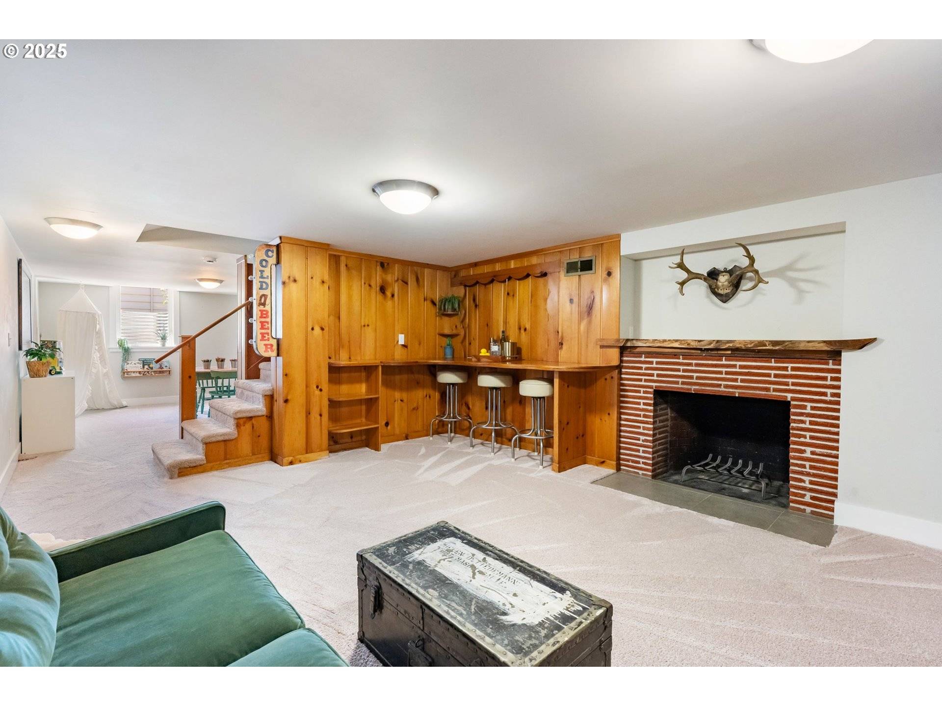 Portland, OR 97202,3601 SE INSLEY ST