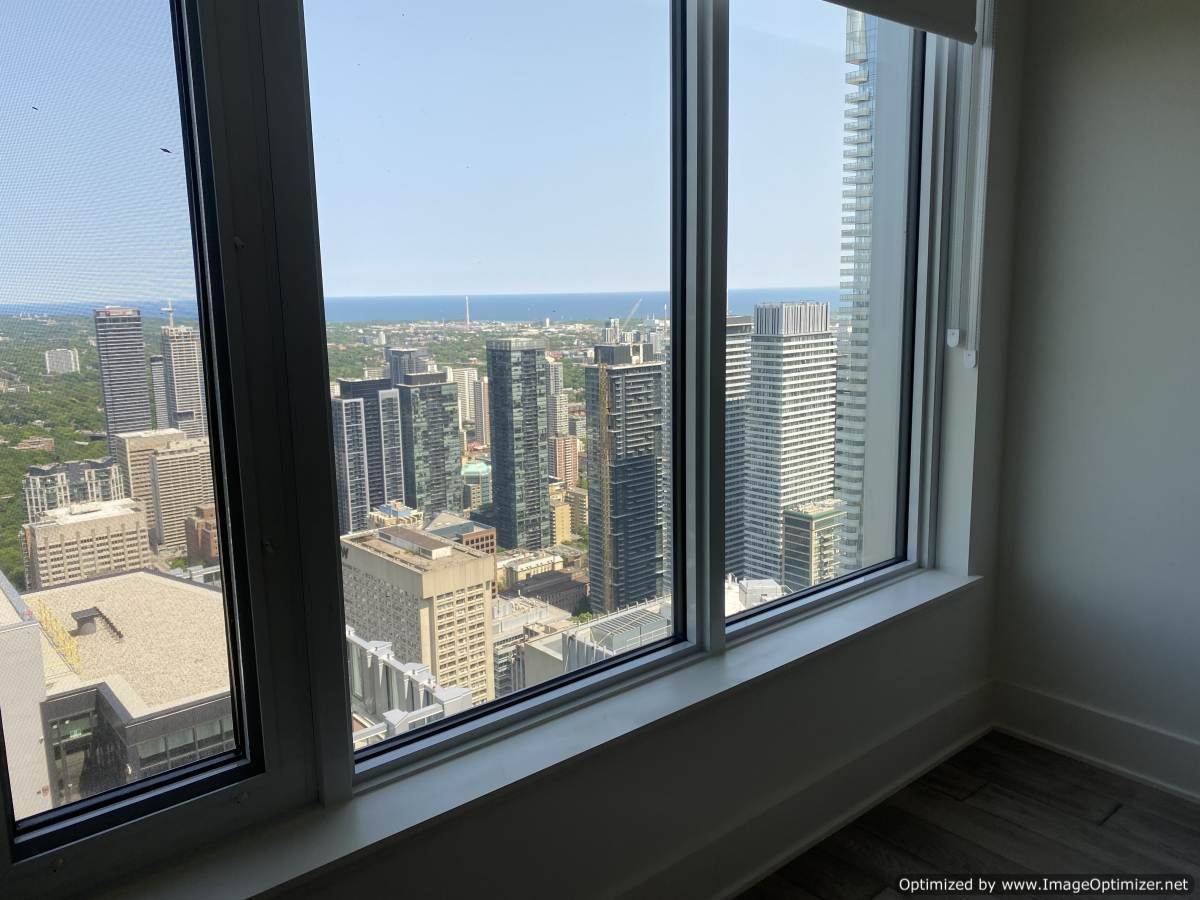 Toronto C02, ON M4W 0B7,11 Yorkville AVE #6005
