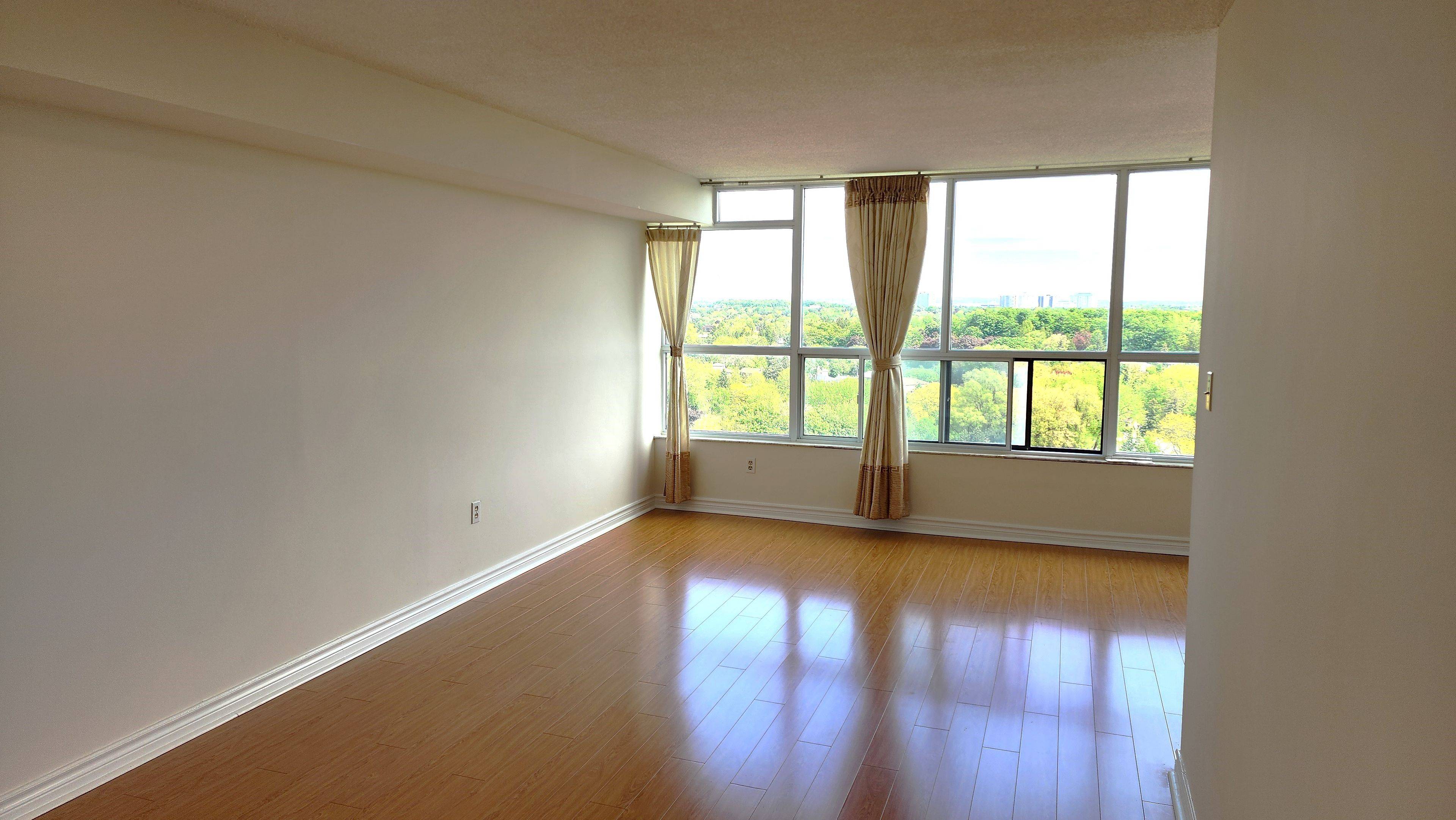 Toronto E07, ON M1T 3S6,2365 Kennedy RD #1802