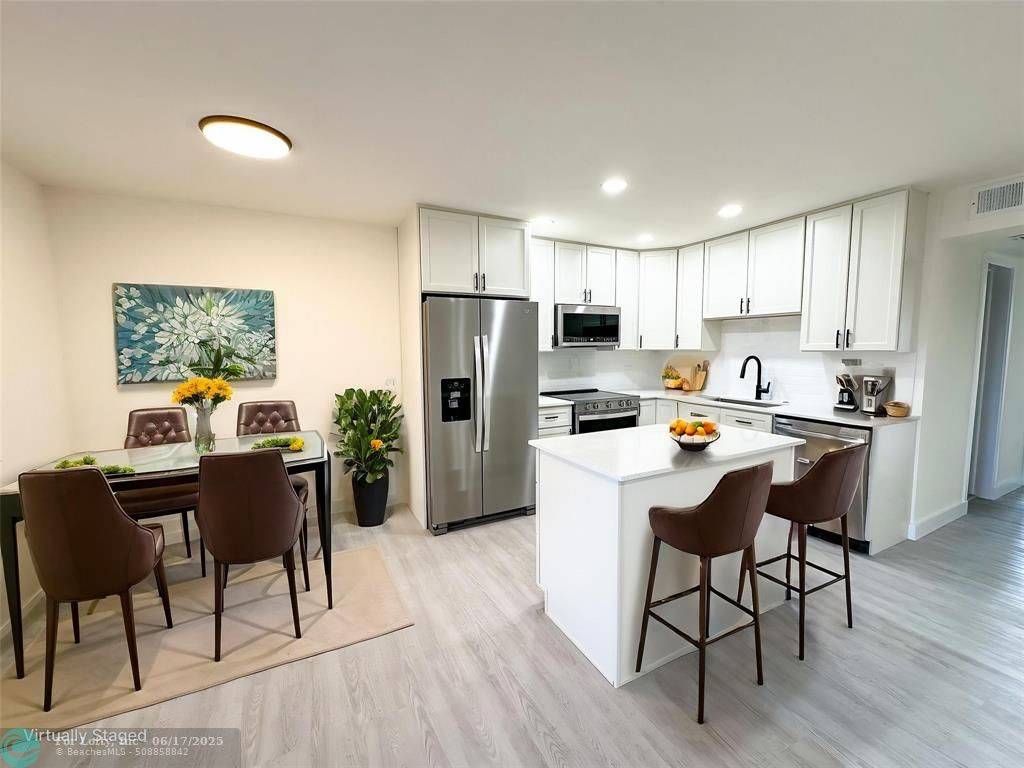 206 Farnham I  #206, Deerfield Beach, FL 33442