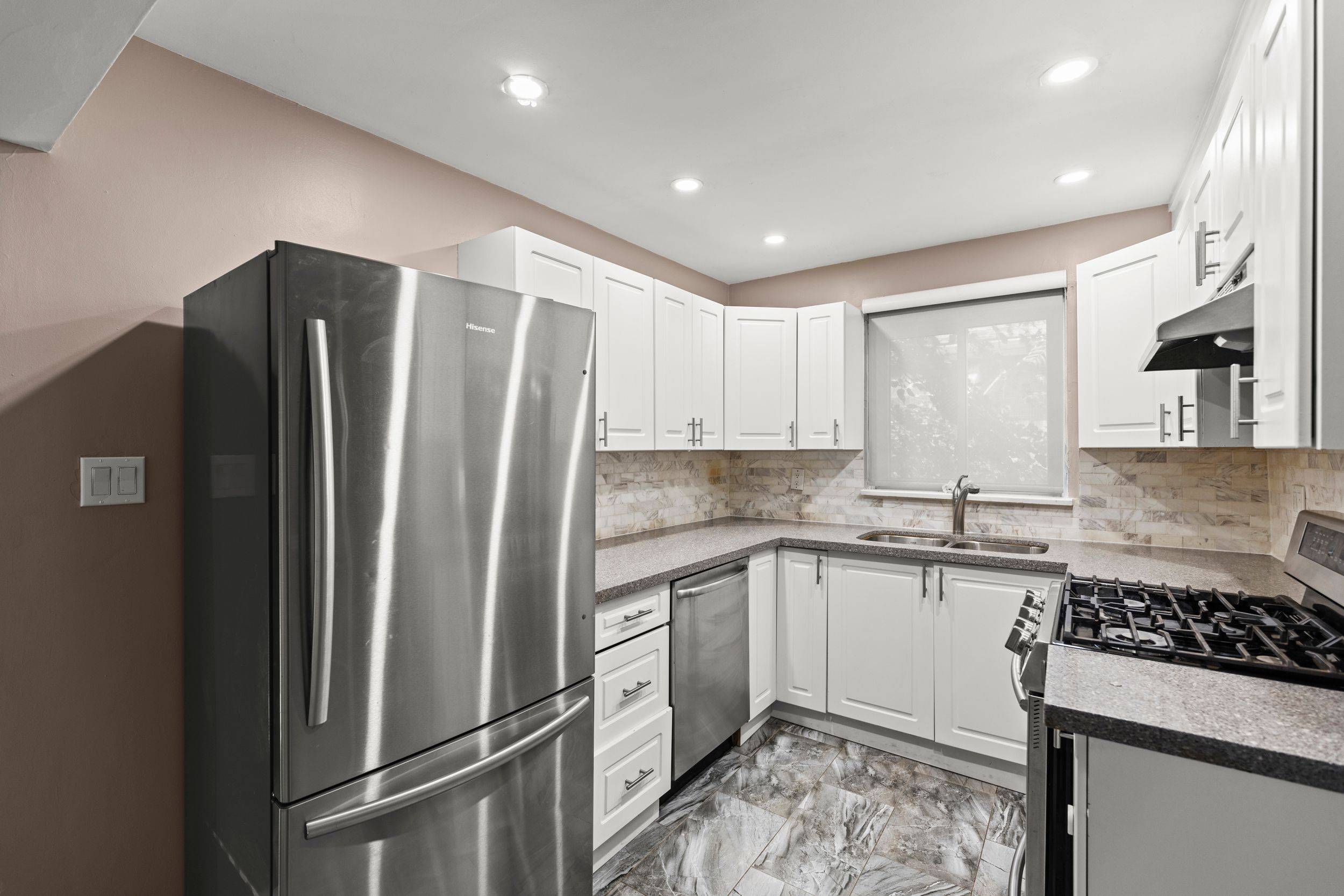 Hamilton, ON L9A 3K9,114 Dodson ST