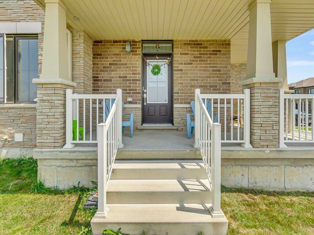 Haldimand, ON N3W 0E5,104 Oaktree DR