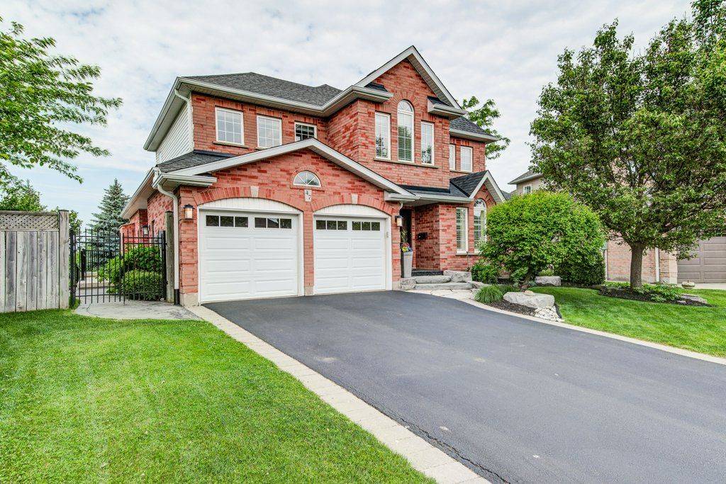 Kitchener, ON N2N 3H9,47 Forest Breeze CT