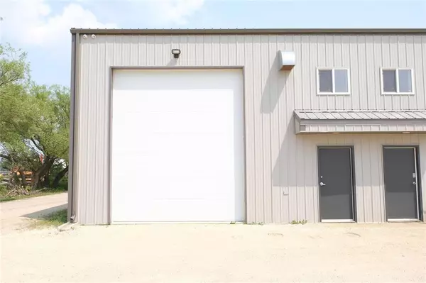 41089 6TH AV AVE, Niverville, MB R0A 1E0