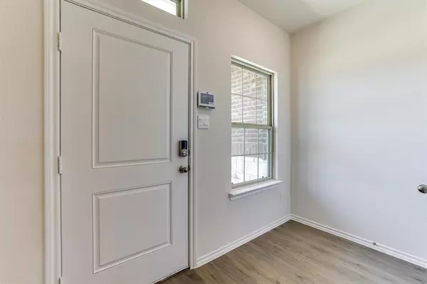 Crandall, TX 75114,4930 Pelican Way