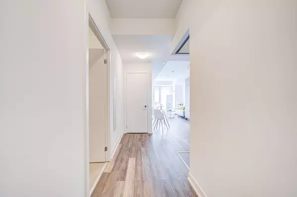 Toronto C04, ON M5M 1B2,250 Lawrence AVE W #320