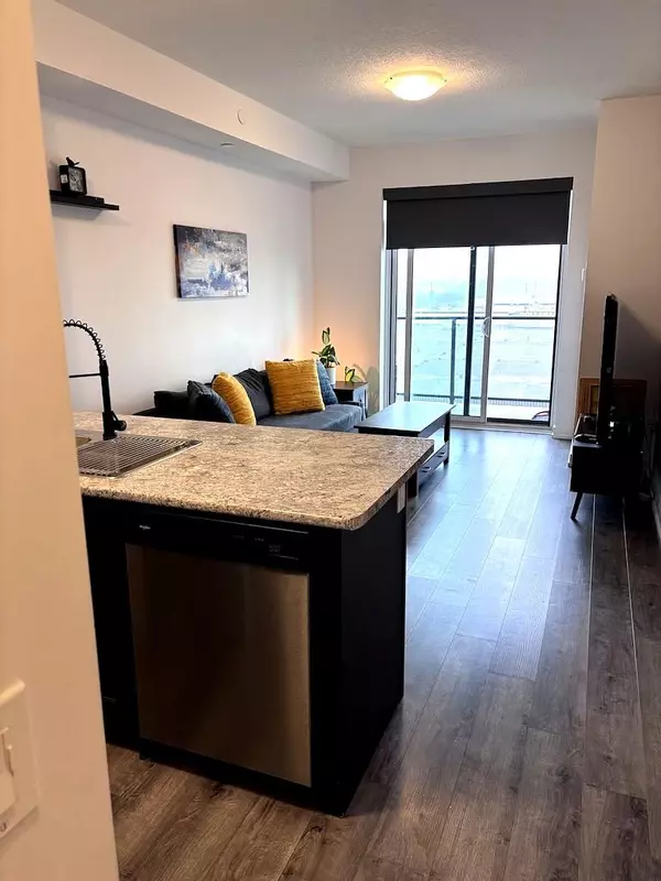 Lincoln, ON L3J 2J3,5055 Greenlane RD #416