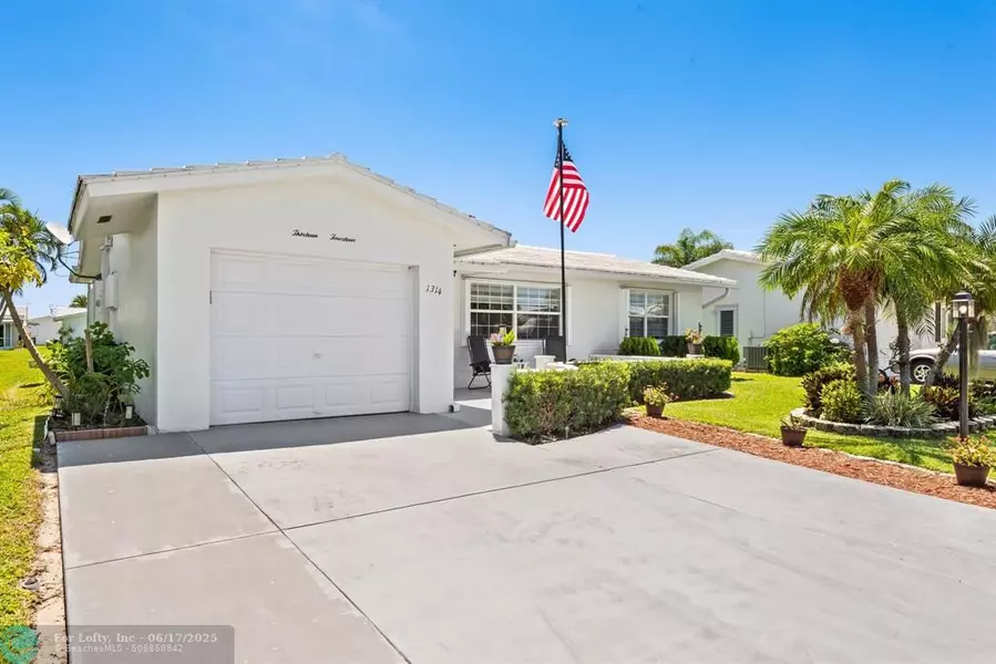 1314 SW 20th Street, Boynton Beach, FL 33426