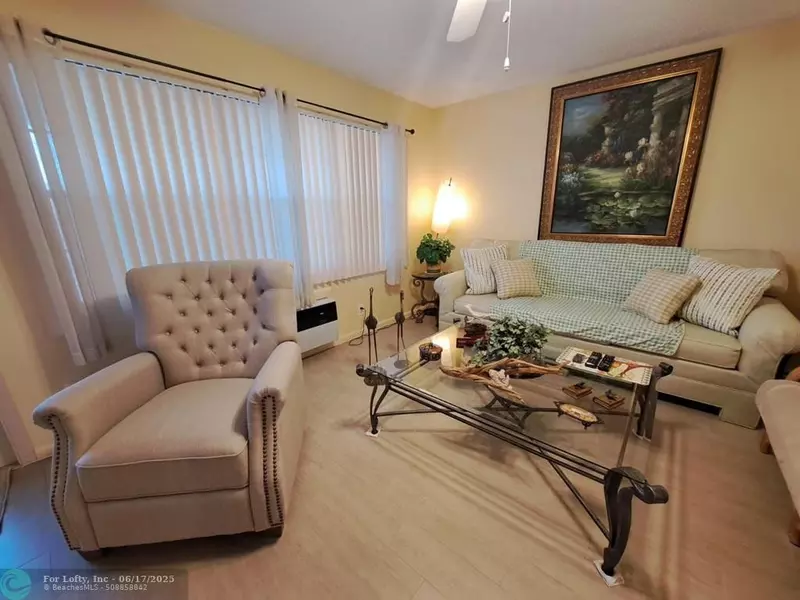 336 Oakridge S #336, Deerfield Beach, FL 33442