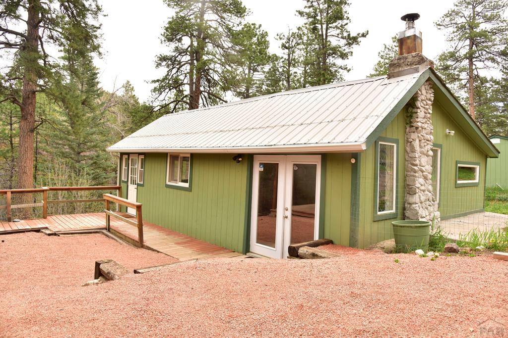 9017 Pine Ave, Beulah, CO 81023
