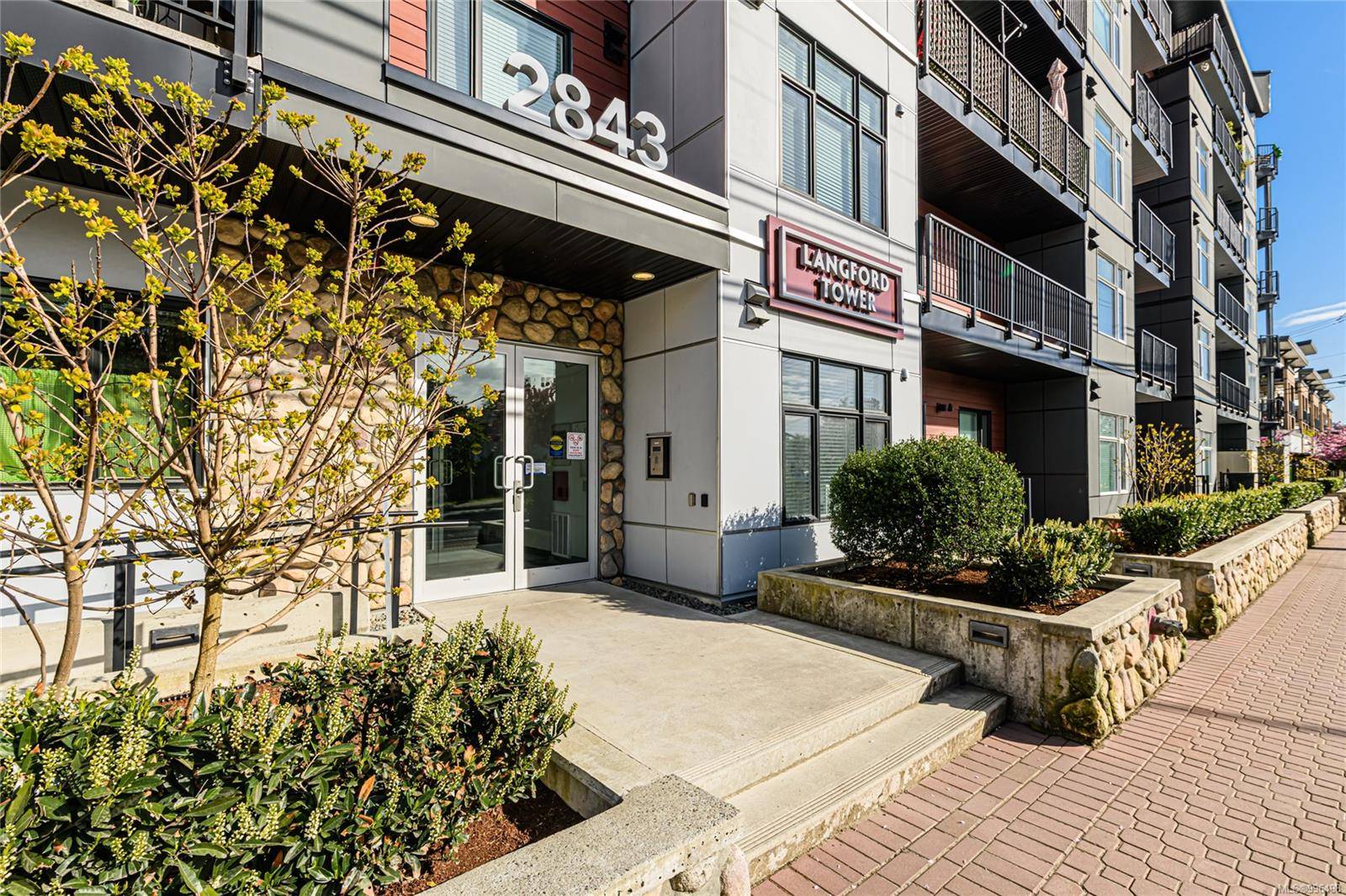 2843 Jacklin Rd #216, Langford, BC V9B 4P4