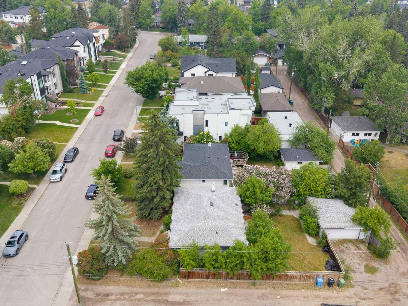 Calgary, AB T3E 4S2,3234 Kinsale RD Southwest
