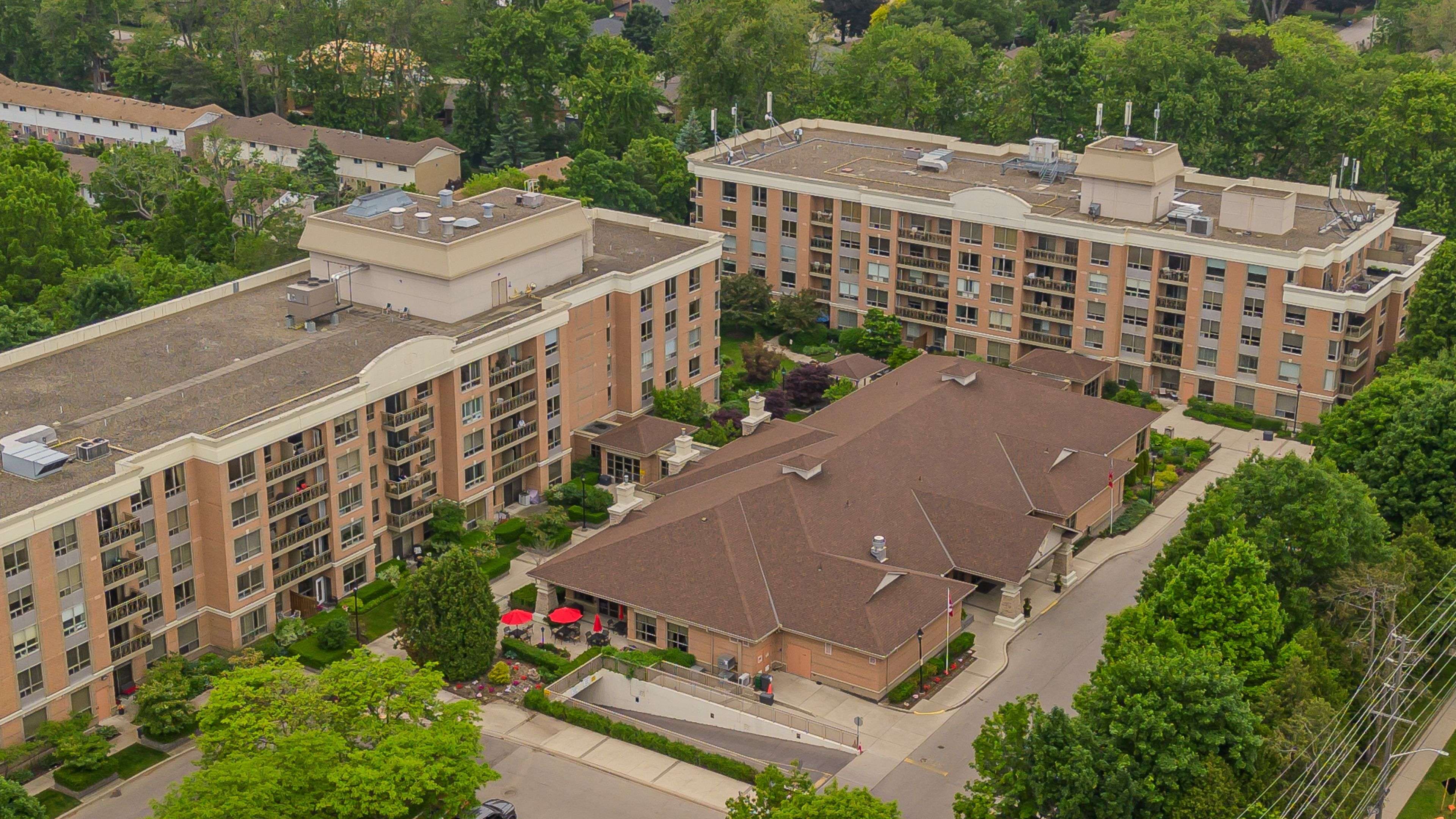 Burlington, ON L7L 6P6,100 Burloak DR #2407