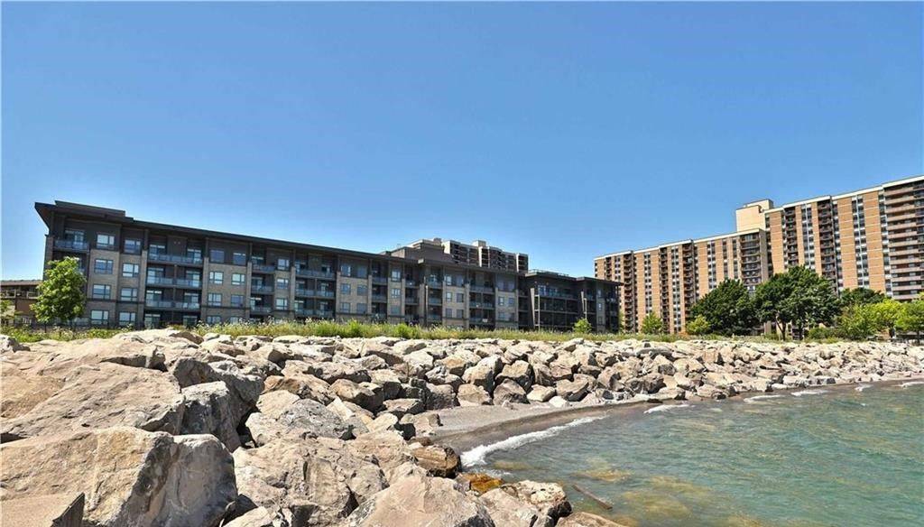 Hamilton, ON L8E 0J2,35 Southshore CRES #114