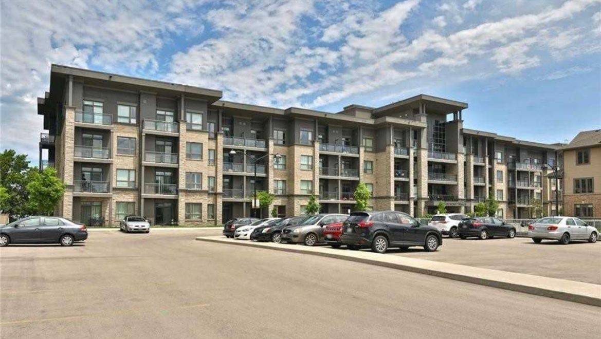 Hamilton, ON L8E 0J2,35 Southshore CRES #114