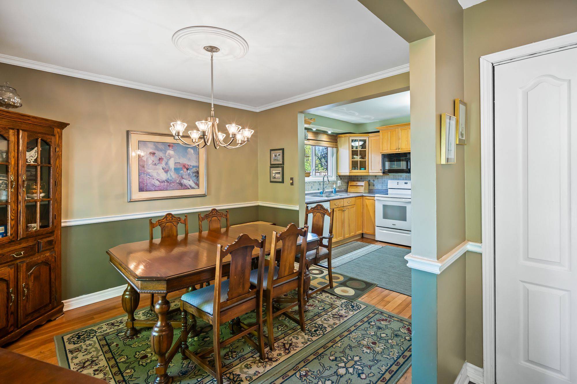 St. Catharines, ON L2P 3T2,8 Dolly CIR