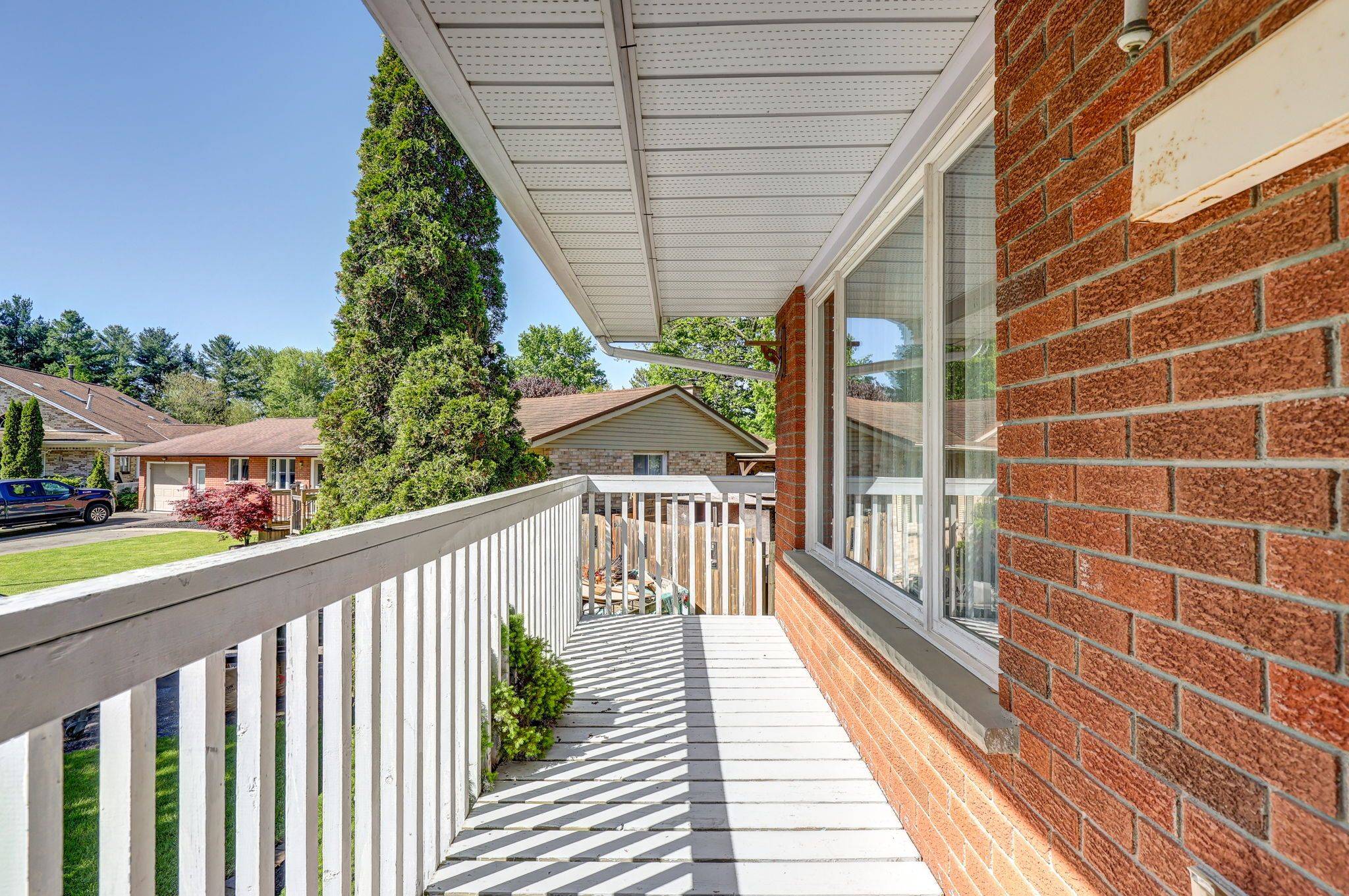Aylmer, ON N5H 3E5,101 Clarence ST