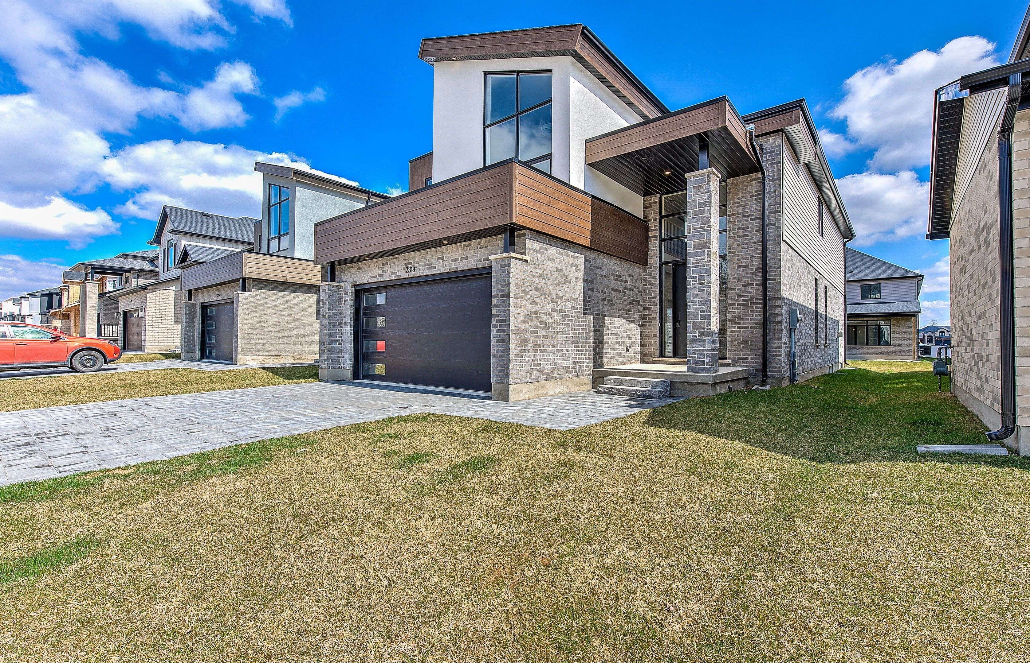 London South, ON N6K 0C3,2318 WICKERSON RD