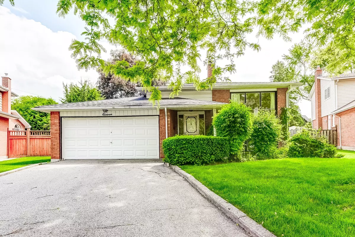 Markham, ON L3R 1X3,11 Shadbolt CT