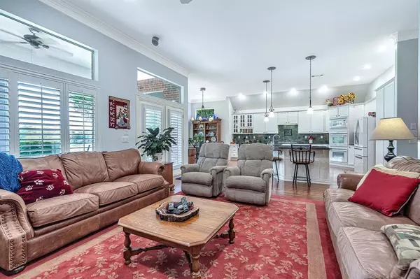 Denton, TX 76207,9909 Grandview Drive