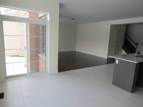 Brampton, ON L6Y 6B2,175 Rising Hill RDG