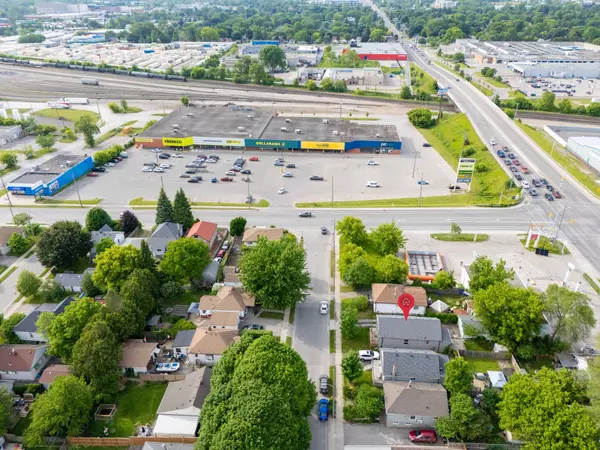 London East, ON N5Z 2W3,280 Giles ST