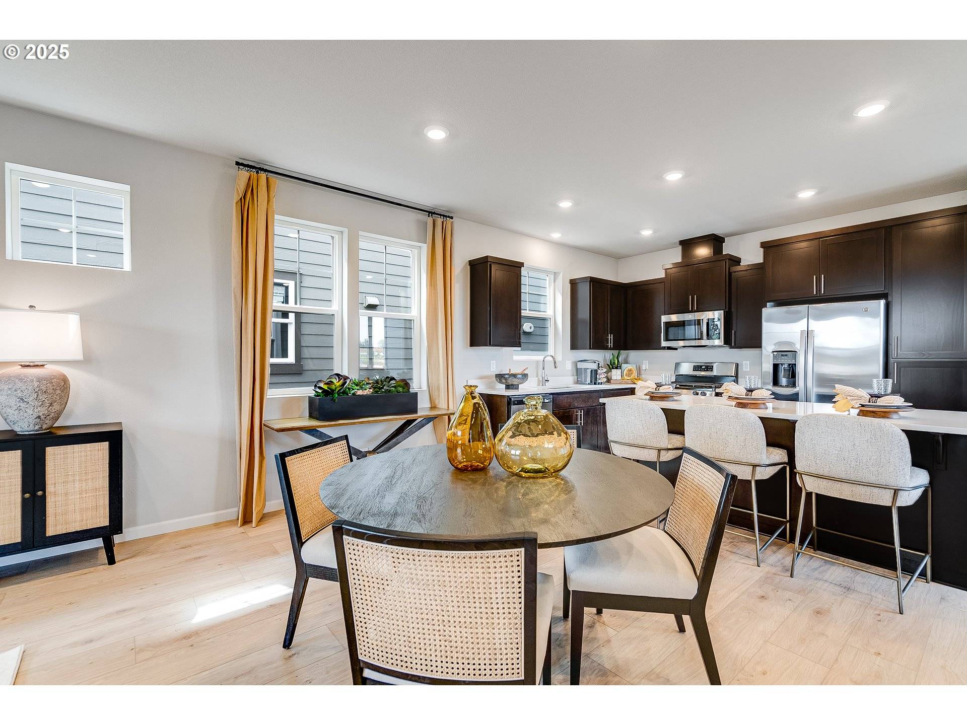 Eugene, OR 97402,966 Legacy LN