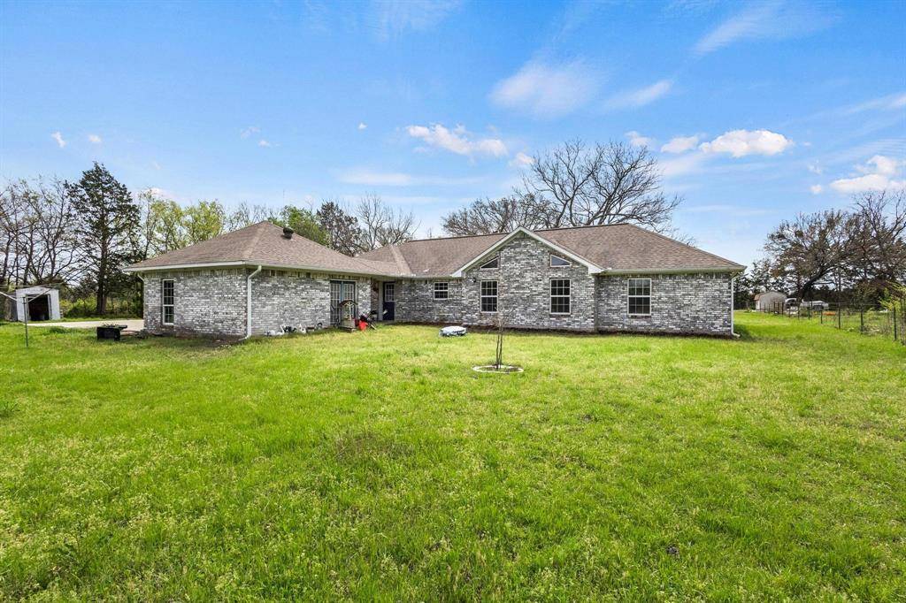 Bonham, TX 75418,1252 W 12th Street
