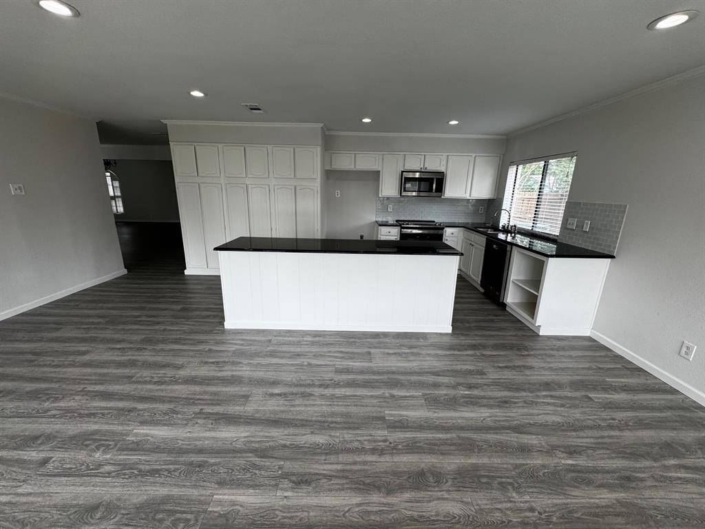 Plano, TX 75074,2910 Raintree Drive