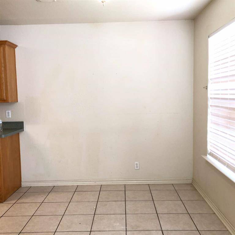 Sherman, TX 75090,1326 S Travis Street #1328