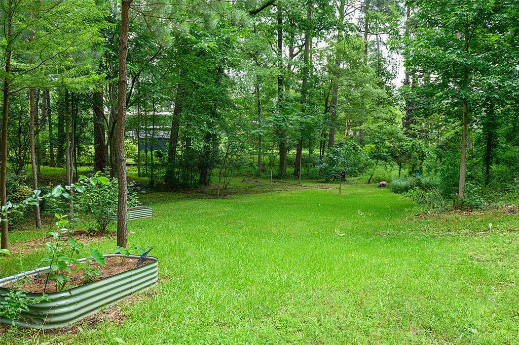 569 Spring Lake Drive, Shreveport, LA 71106