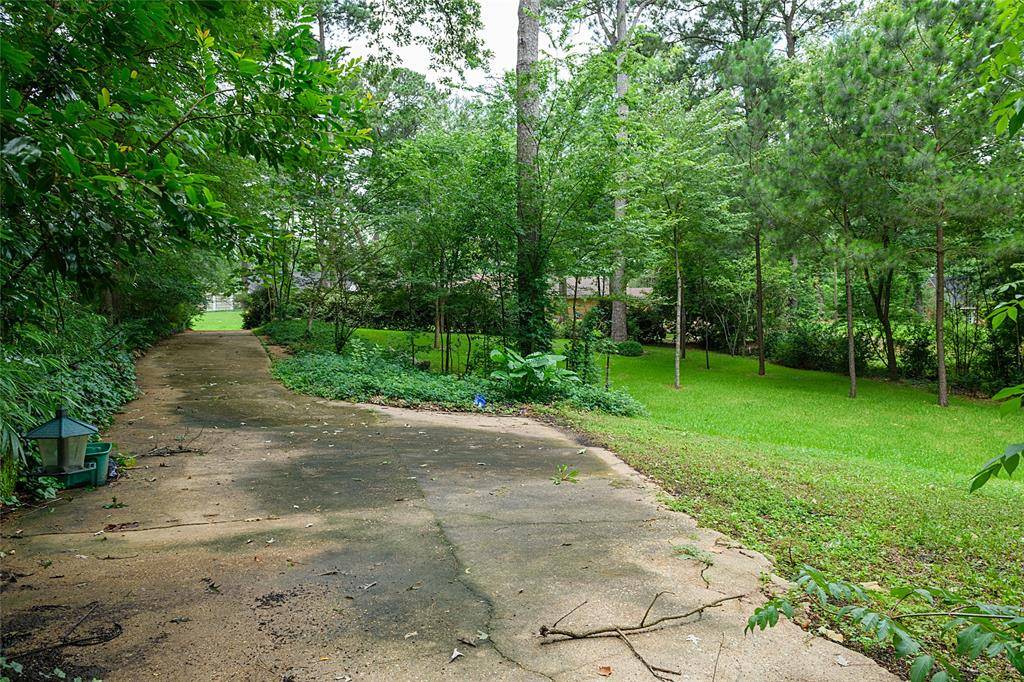 Shreveport, LA 71106,569 Spring Lake Drive