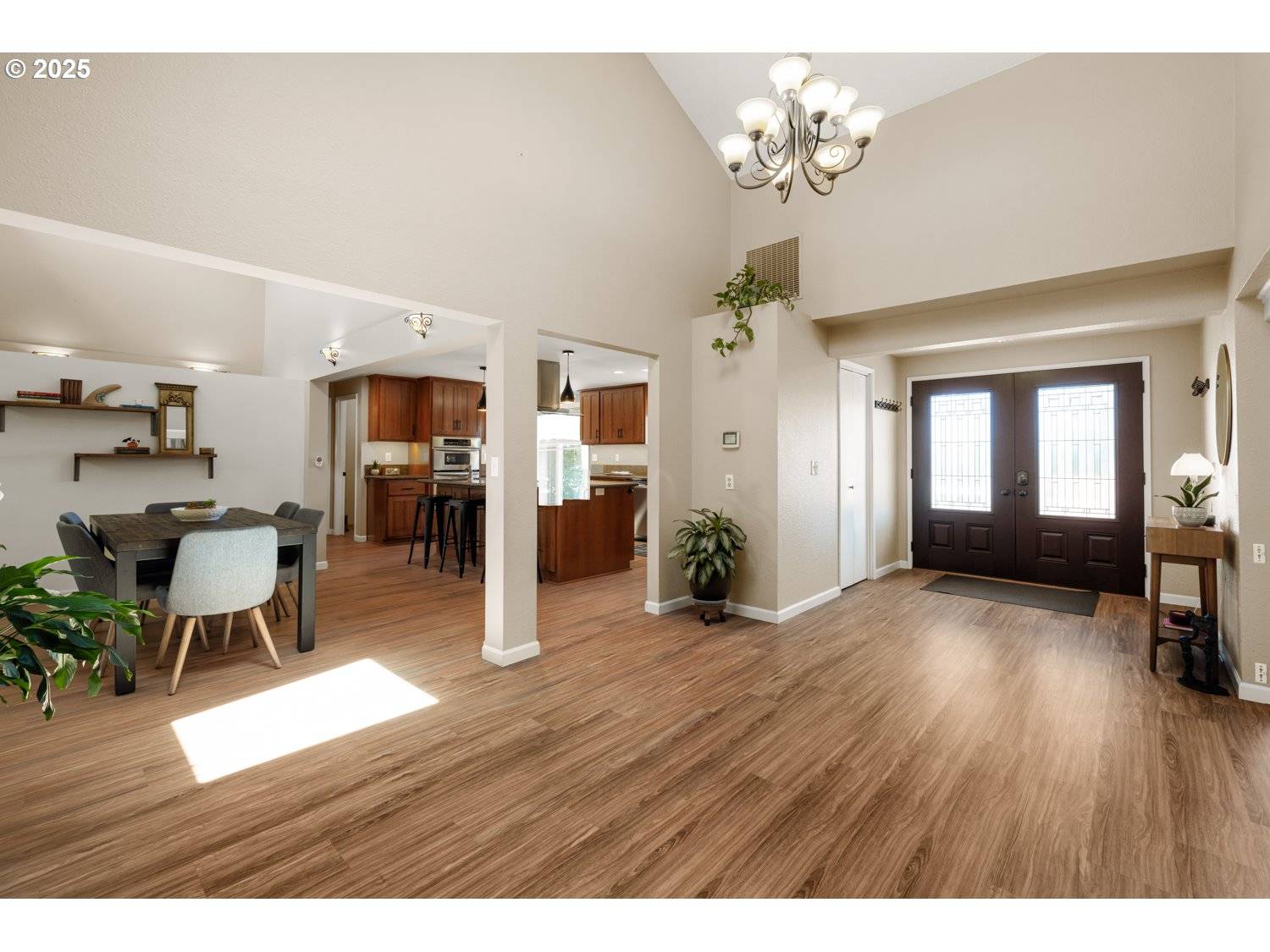 Gladstone, OR 97027,17475 MONTICELLO DR