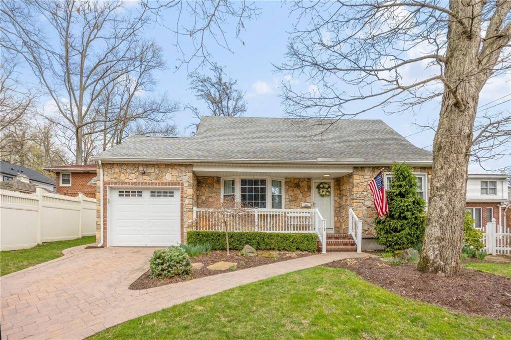 Staten  Island, NY 10304,110 Forest RD