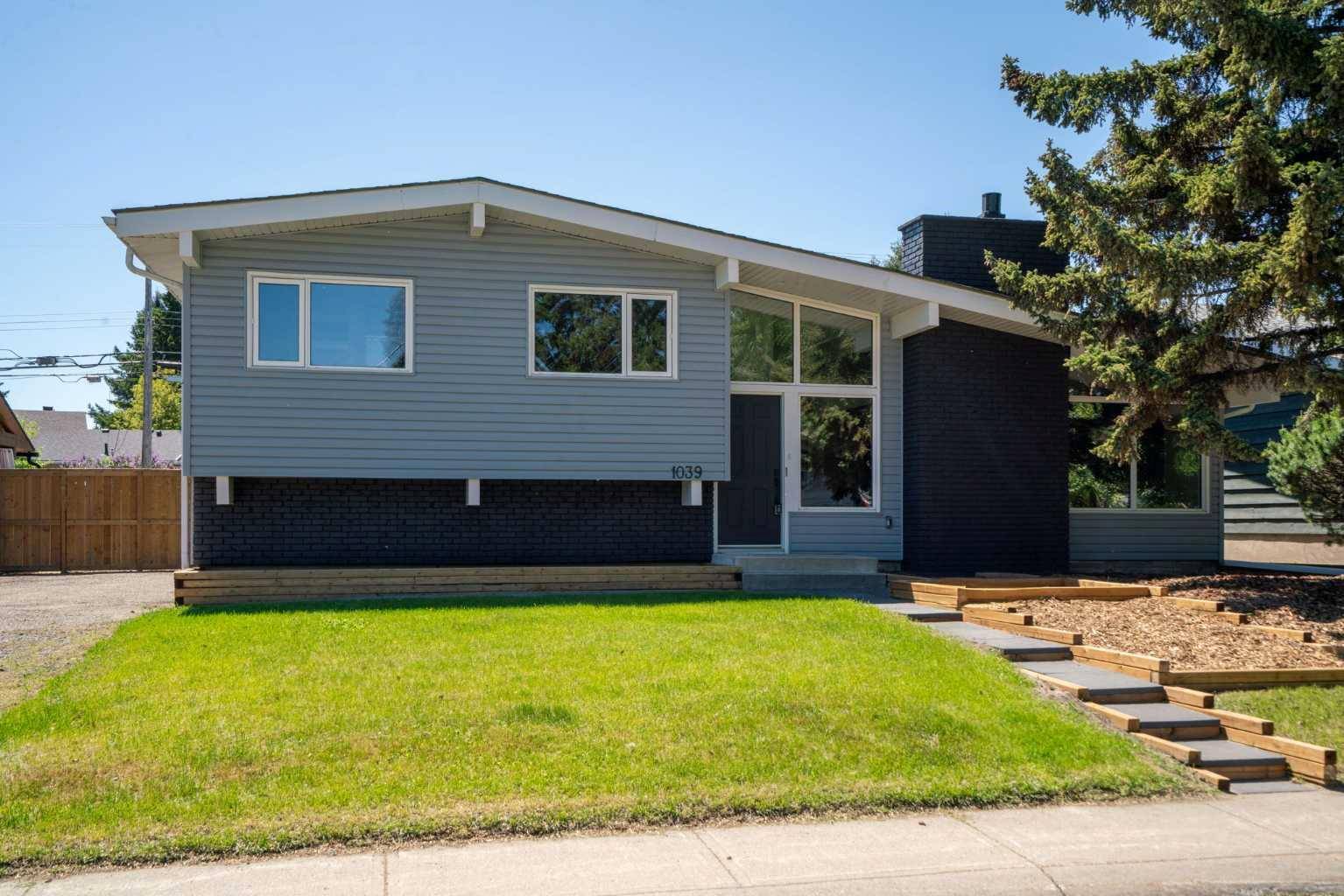 Calgary, AB T2J 0N8,1039 Lake Bonavista DR SE