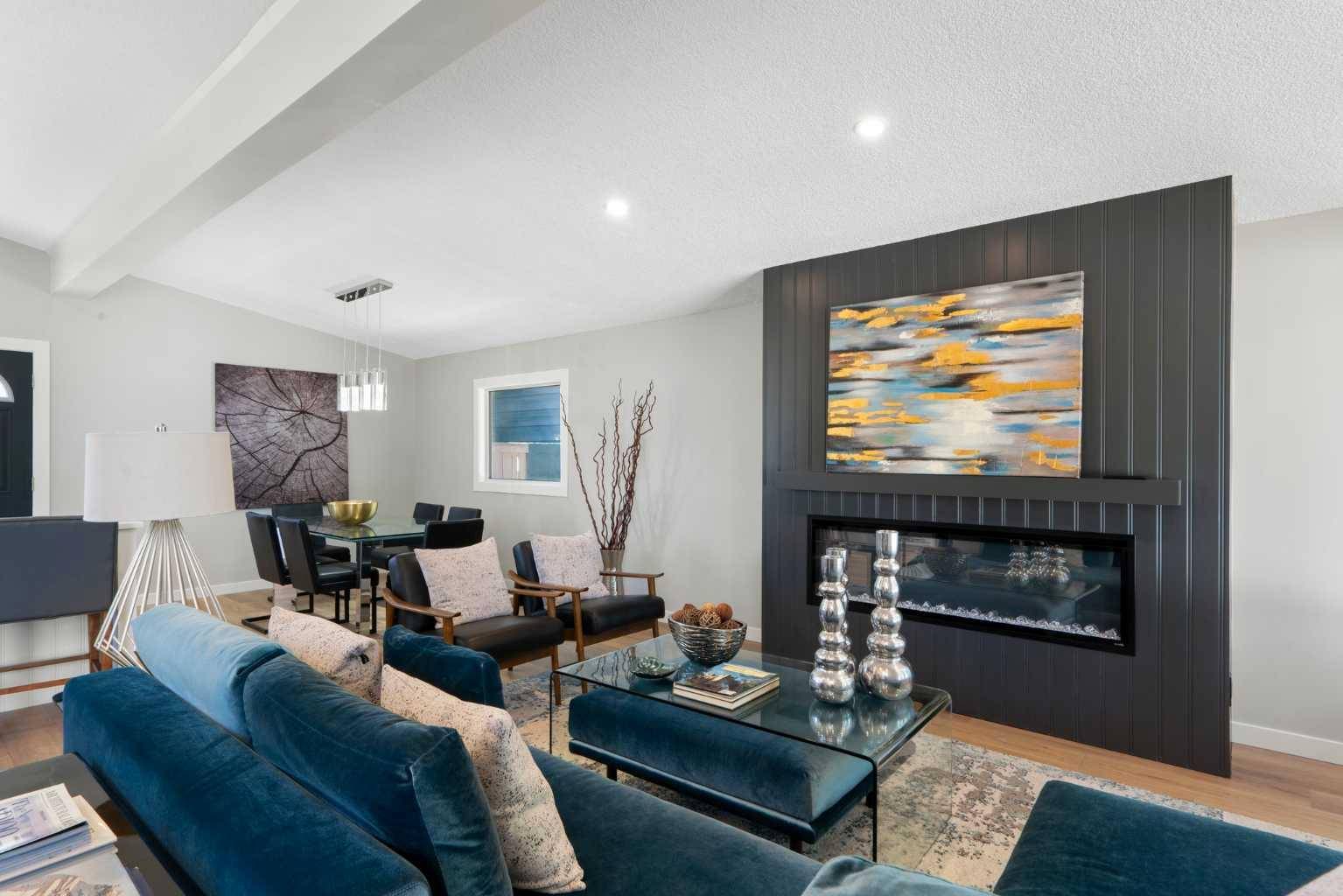 Calgary, AB T2J 0N8,1039 Lake Bonavista DR Southeast