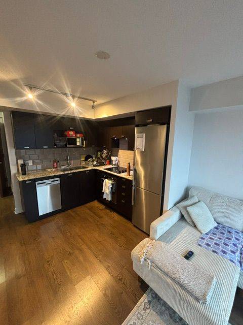 Toronto E07, ON M1S 0L8,275 Village Green SQ #1620