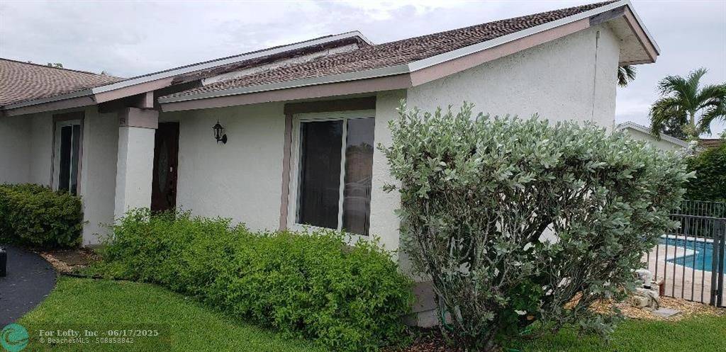 Margate, FL 33068,894 SW 55th Ter