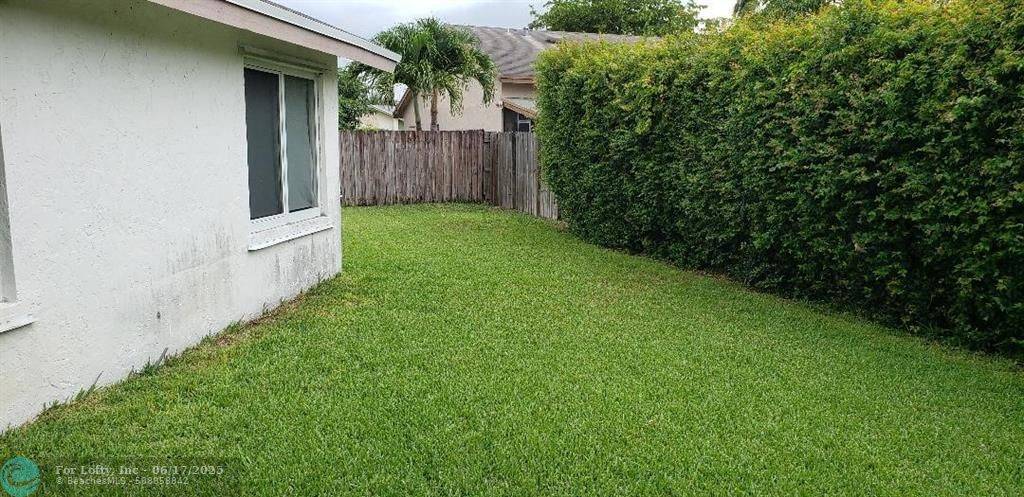 Margate, FL 33068,894 SW 55th Ter