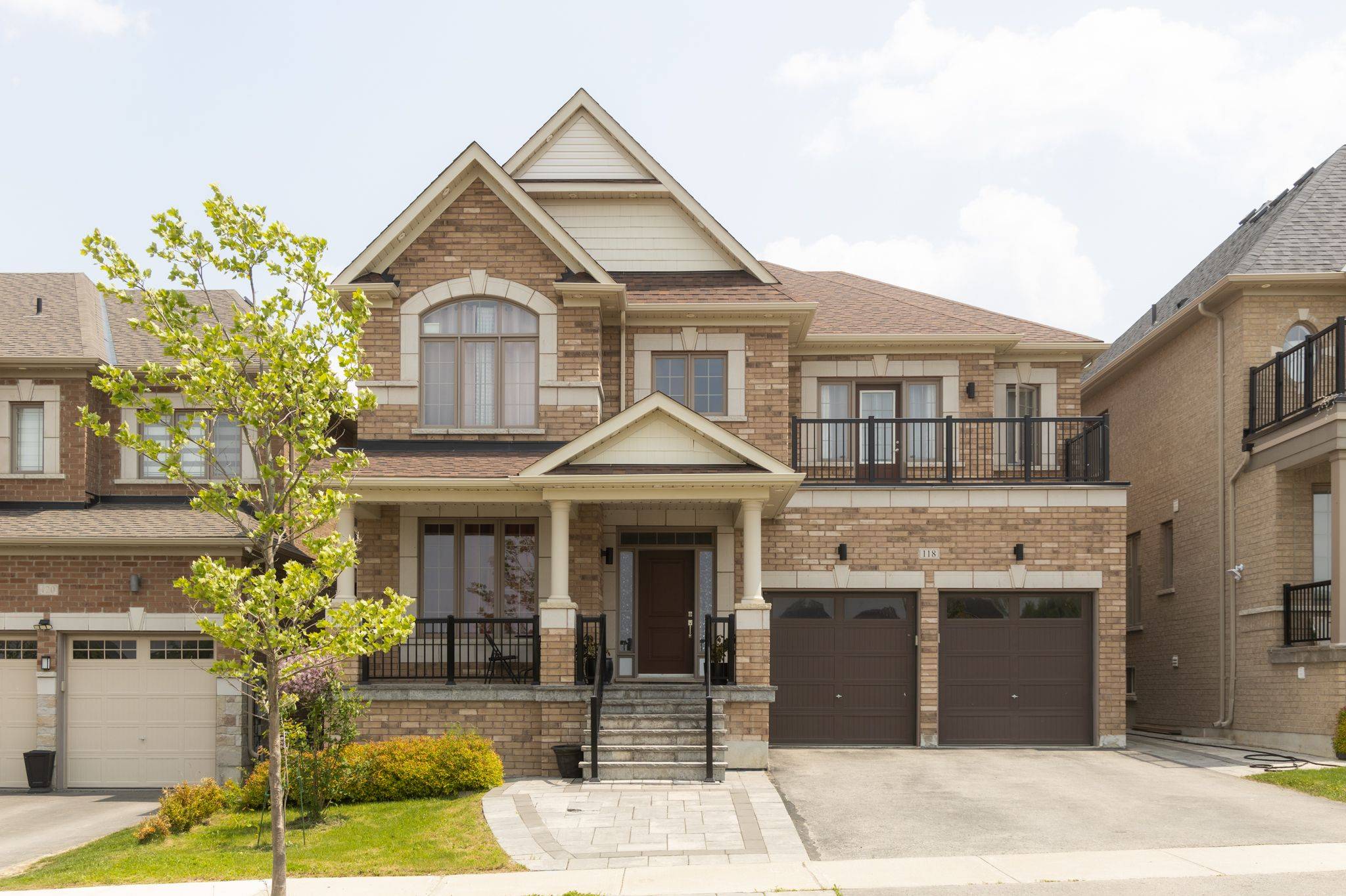 118 Frank Kelly DR, East Gwillimbury, ON L9N 0V1