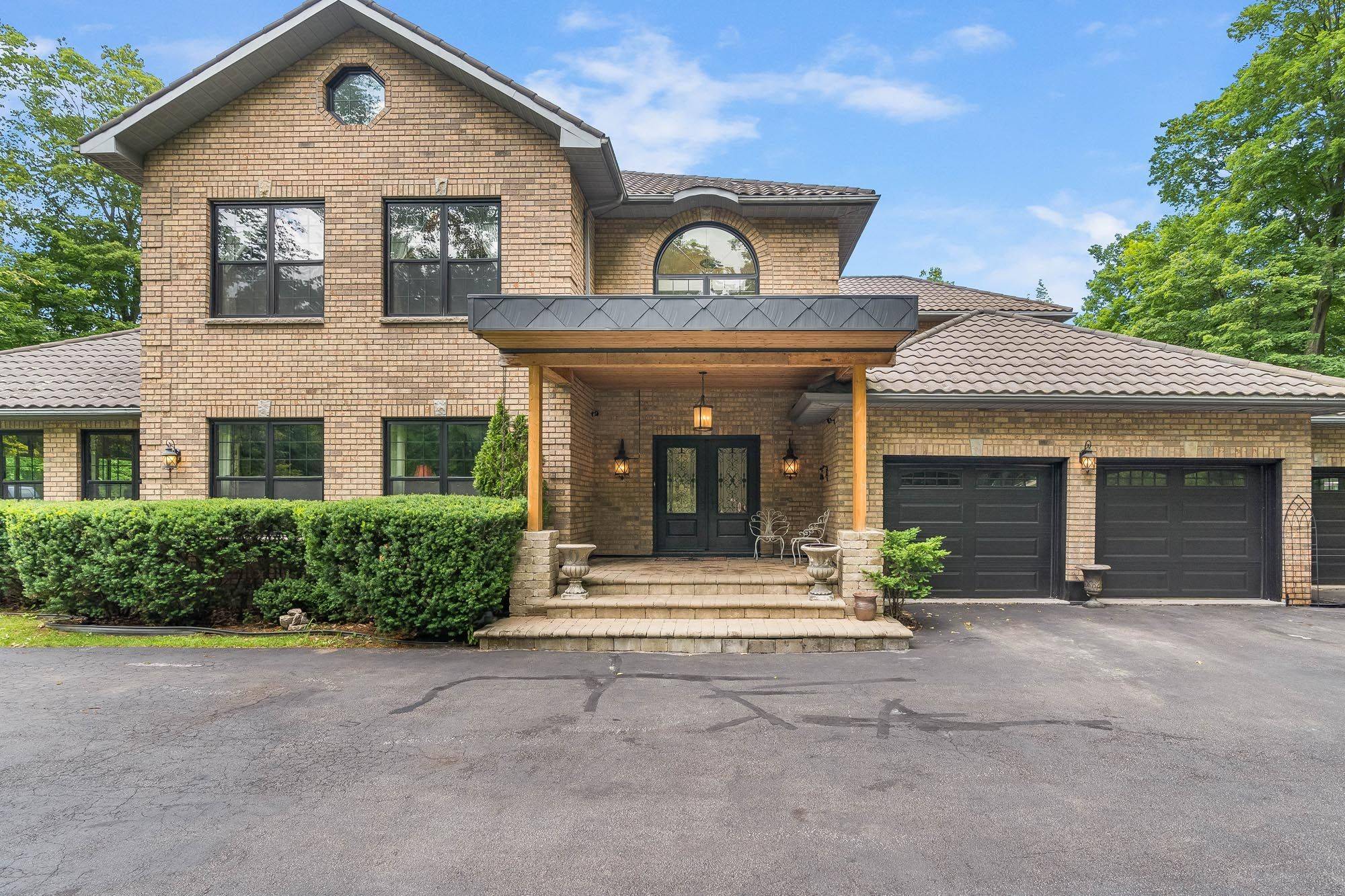 Innisfil, ON L9S 1X2,1826 Quantz CRES