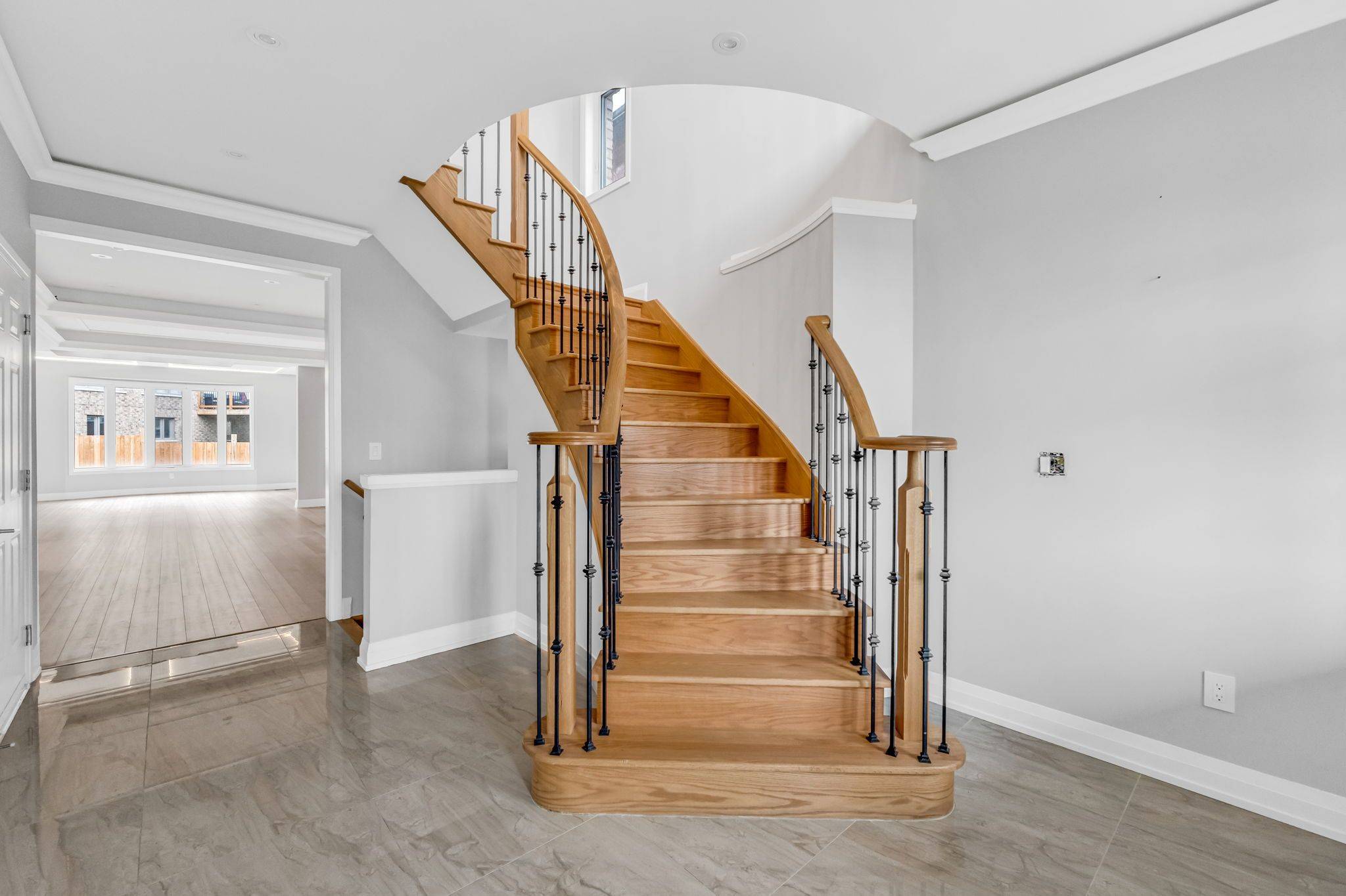 East Gwillimbury, ON L9N 0V2,34 Cloverridge AVE