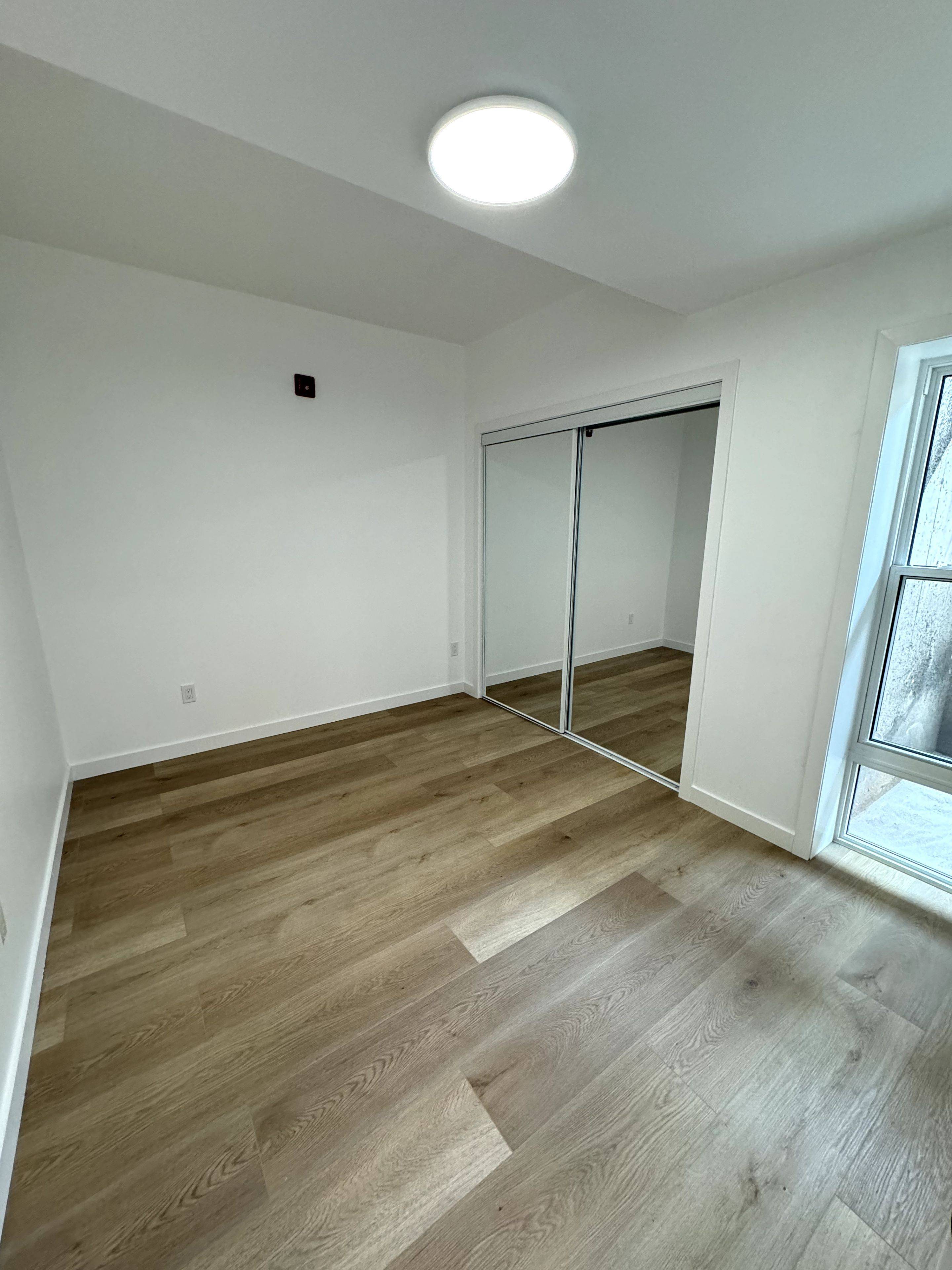 Toronto W02, ON M6H 4B5,1103 Dufferin ST #1