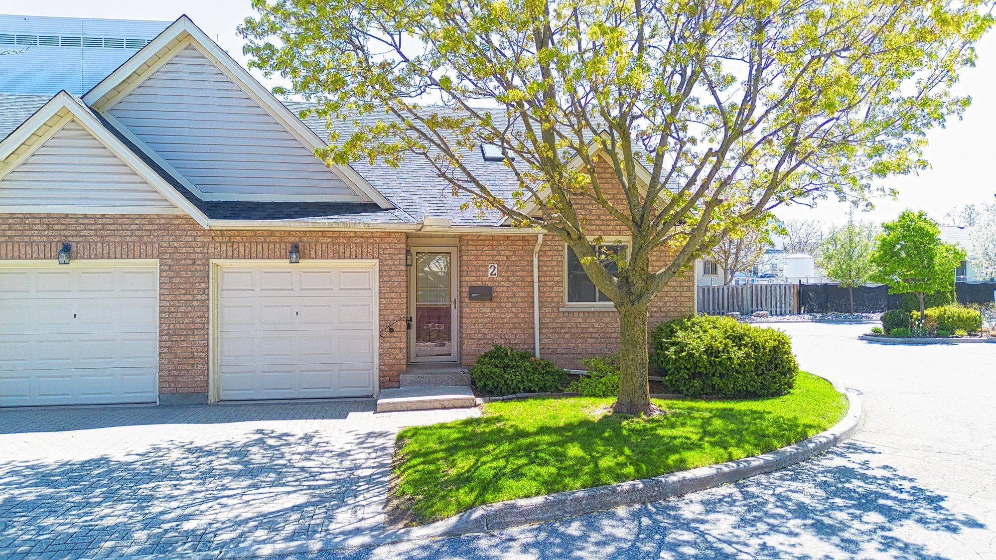 165 Main ST E #2, Grimsby, ON L3M 1P2
